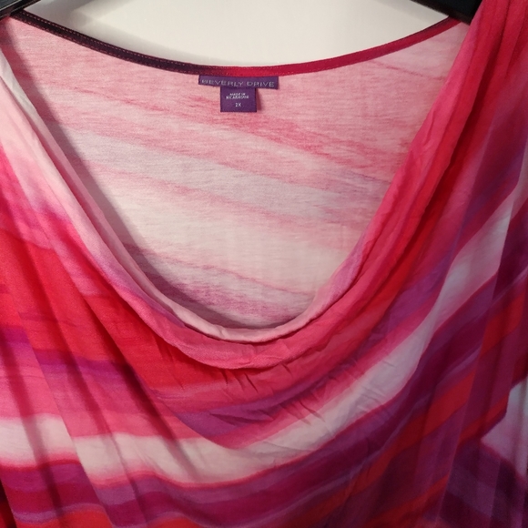 BEVERLY DRIVE Cowl Neck Multi Color Black & Pink Tee 2X - Picture 4 of 6